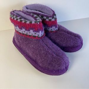 Girls purple wool slippers youth 12-12.5 B032